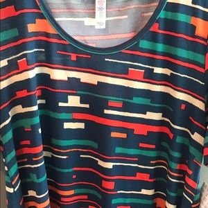 LuLaRoe Perfect T Size L